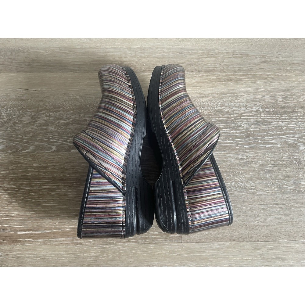 Dansko Size Clogs XP Patent Leather Warm Multicolor Stripes Size 38 US 8 - Picture 5 of 7